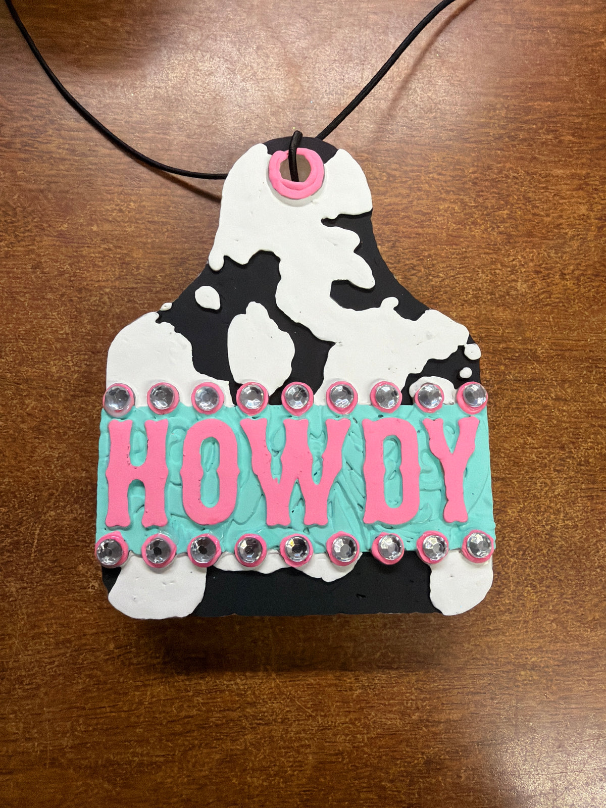 Freshie - Strawberry leather - Cow print Howdy tag