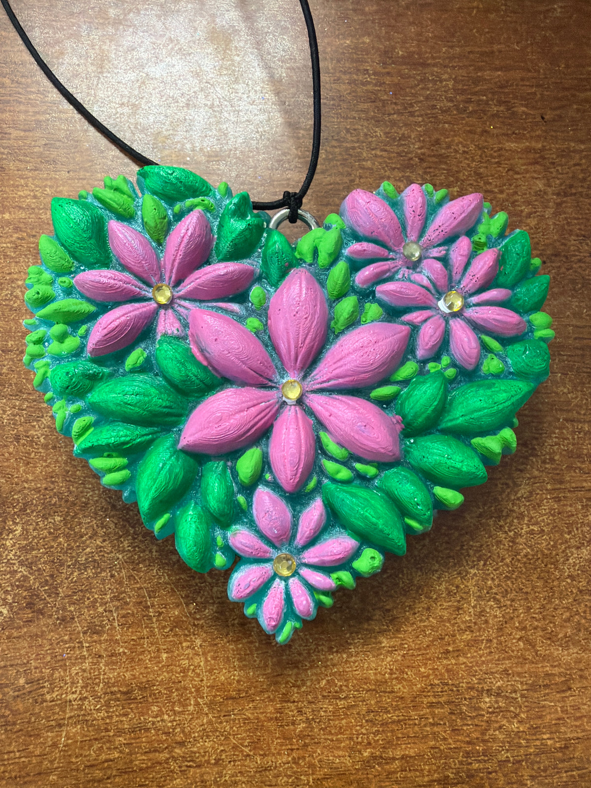 Freshie - Butt naked - Heart w/3-D flowers