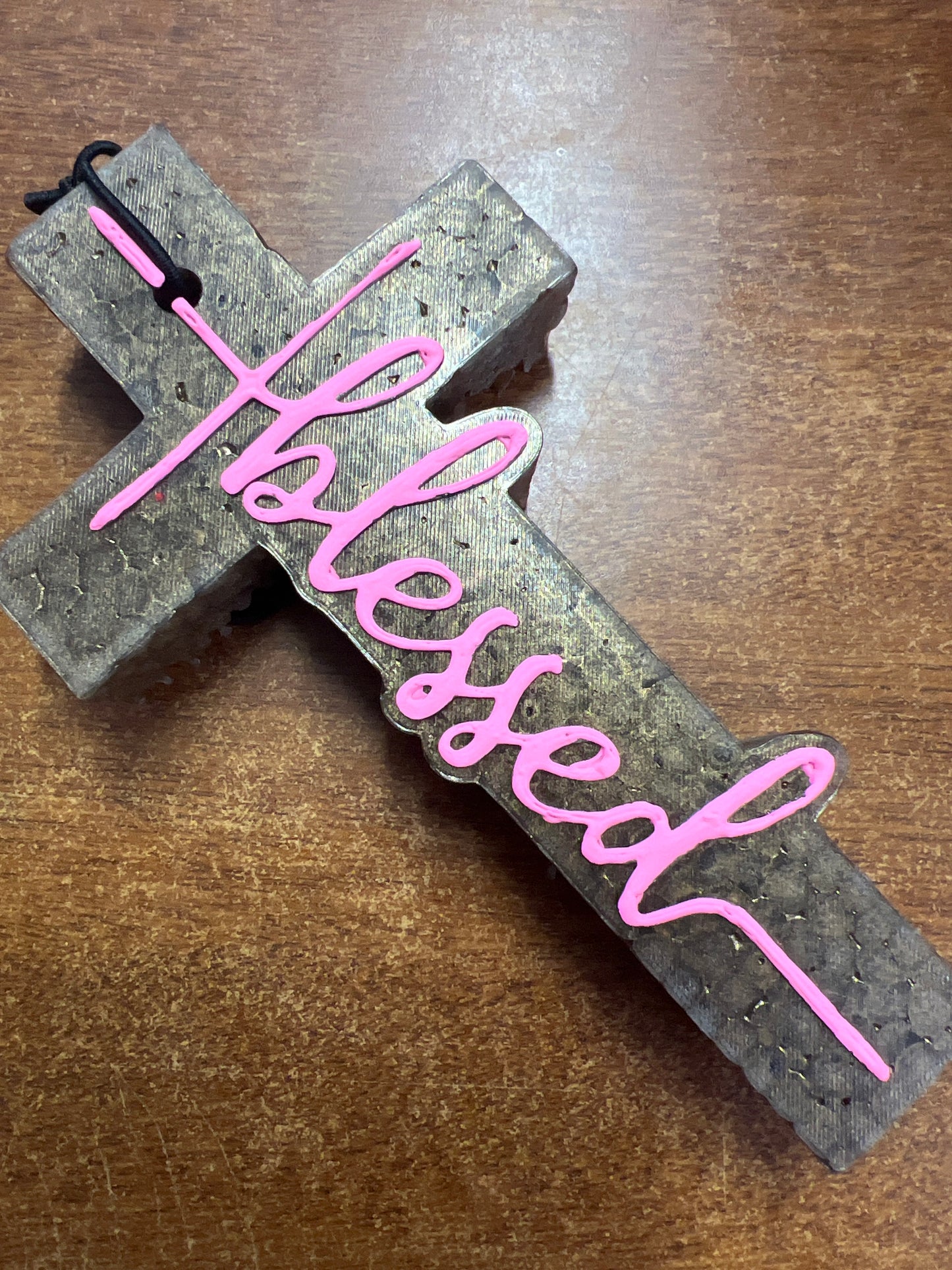 Freshie - Strawberry leather - Cross blessed