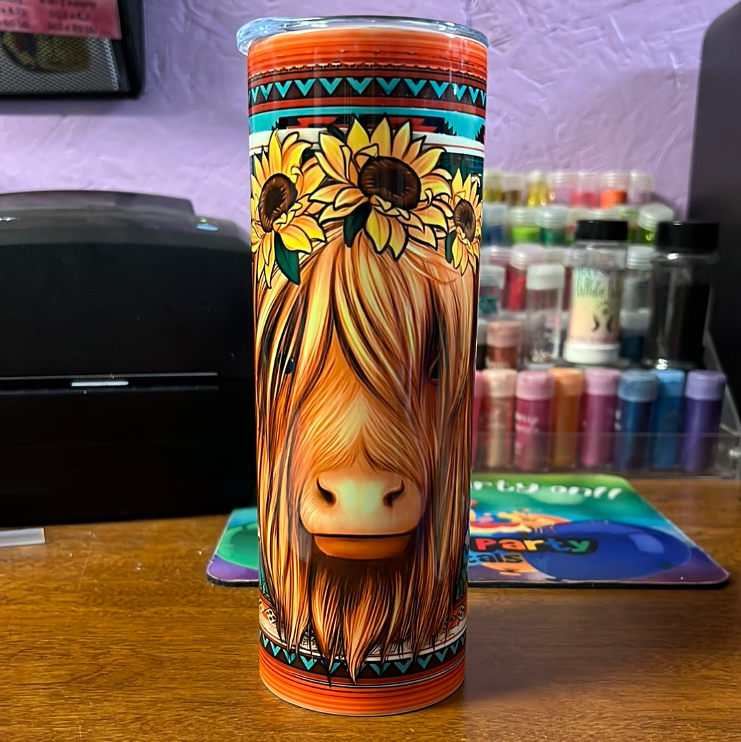 20 oz tumbler - Highland cow sunflower